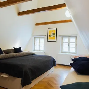 Fantom 4* Prague